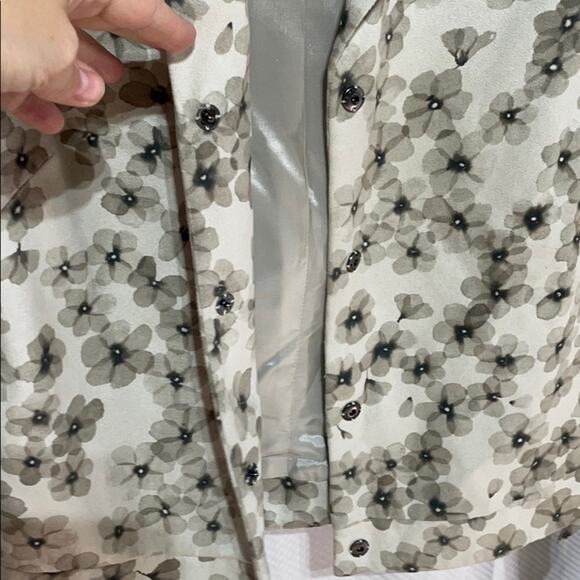 BCBG for Nordstrom M sage/grey floral jacket euc - Picture 4 of 8